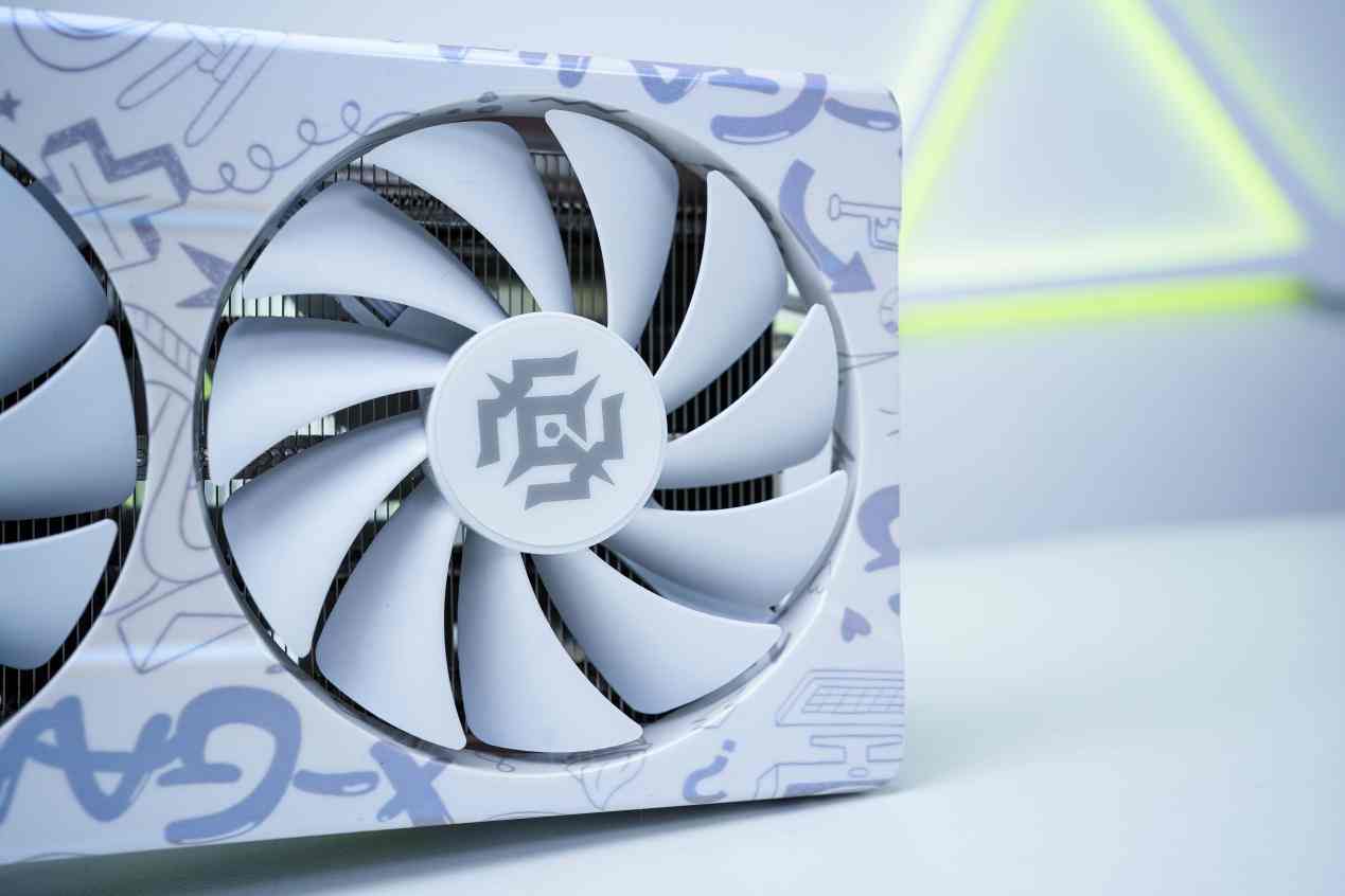 索泰RTX 4070 SUPER评测：相比4070提升21%，游戏和生产力的完美平衡